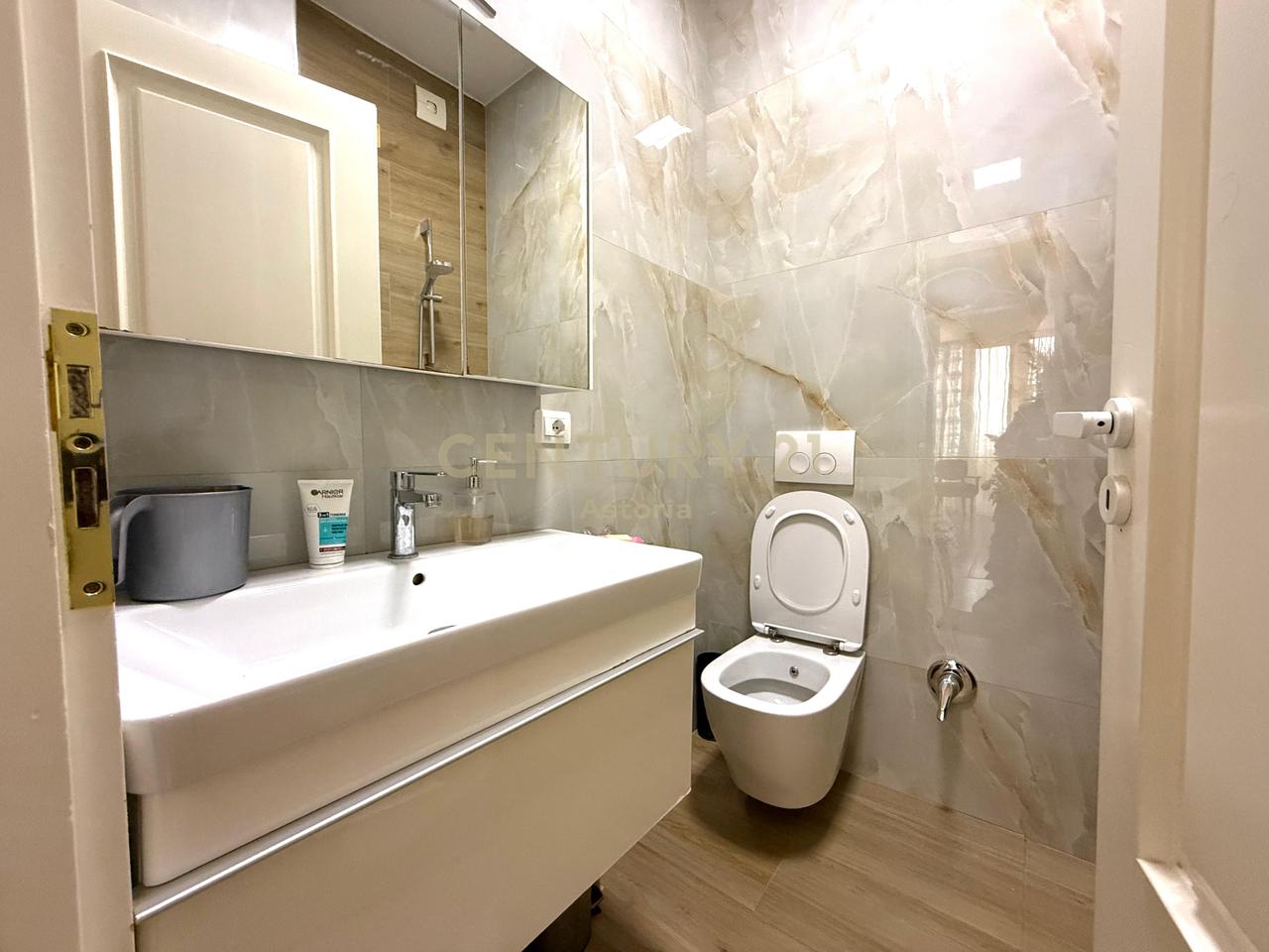 APARTMENT FOR SALE ON FORTUZI STREET 2+1+2 (FORMERLY 3+1+2)