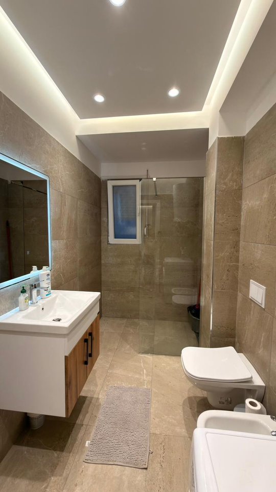 Apartament 1+1 Në Shitje në Astir, Kompleksi Klensi Tiranë - 14.000.000 leke te reja  | 58m2