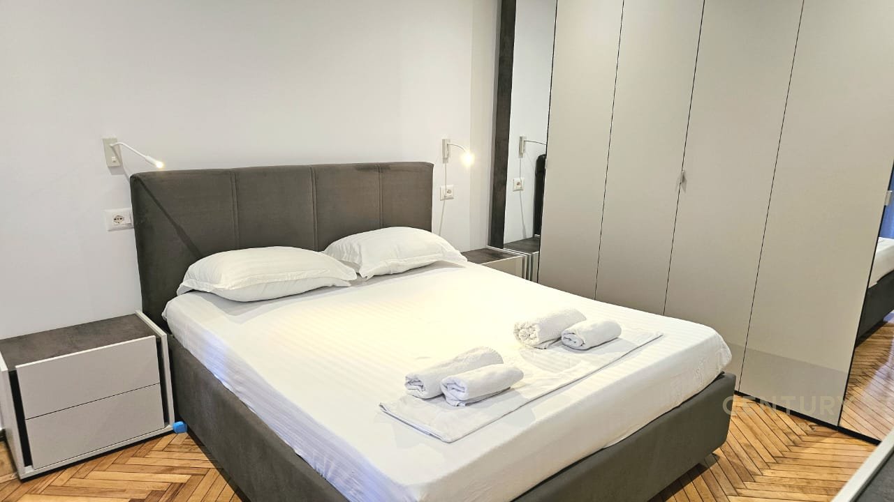 Apartament 1+1 prane Qendres se Tiranes!
