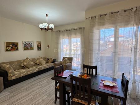 JEPET ME QERA APARTAMENT 2+1+2 NE MEDRESE