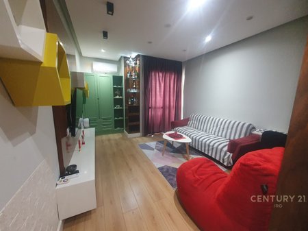 MONOLOCALE IN AFFITTO A XHAMLLIK!