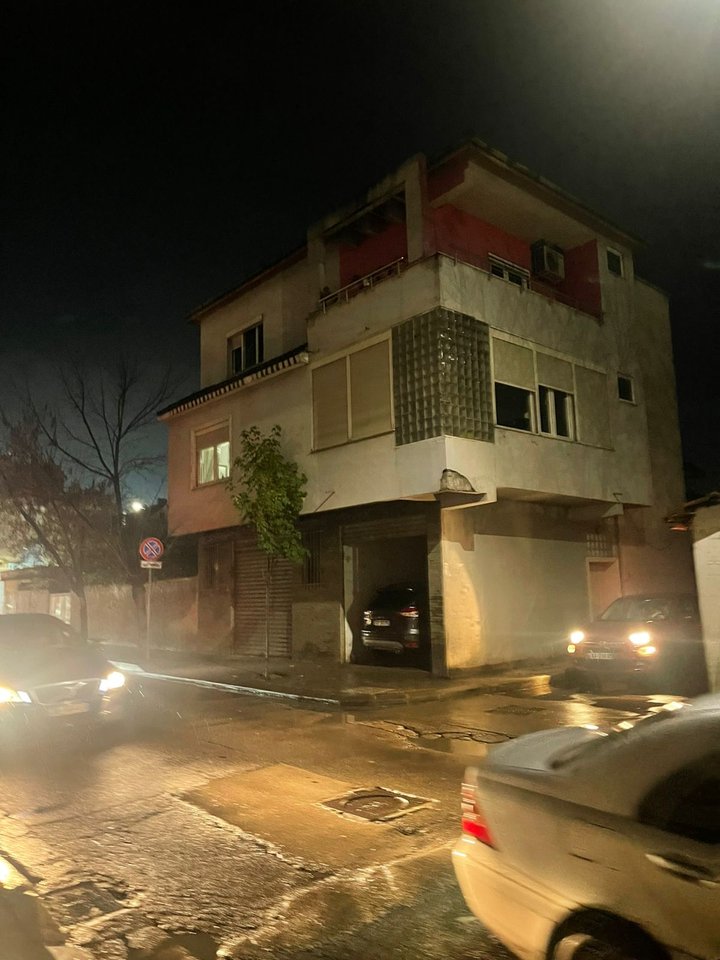 Commercial Ambient For Rent in Pediatrics, Tirana