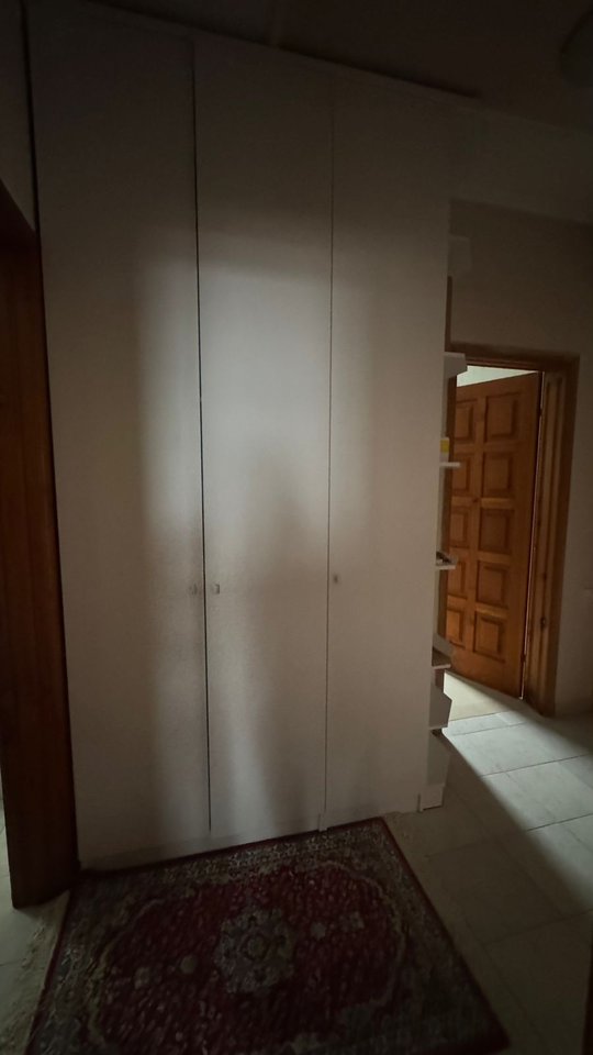 Commercial Ambient For Rent in Pediatrics, Tirana