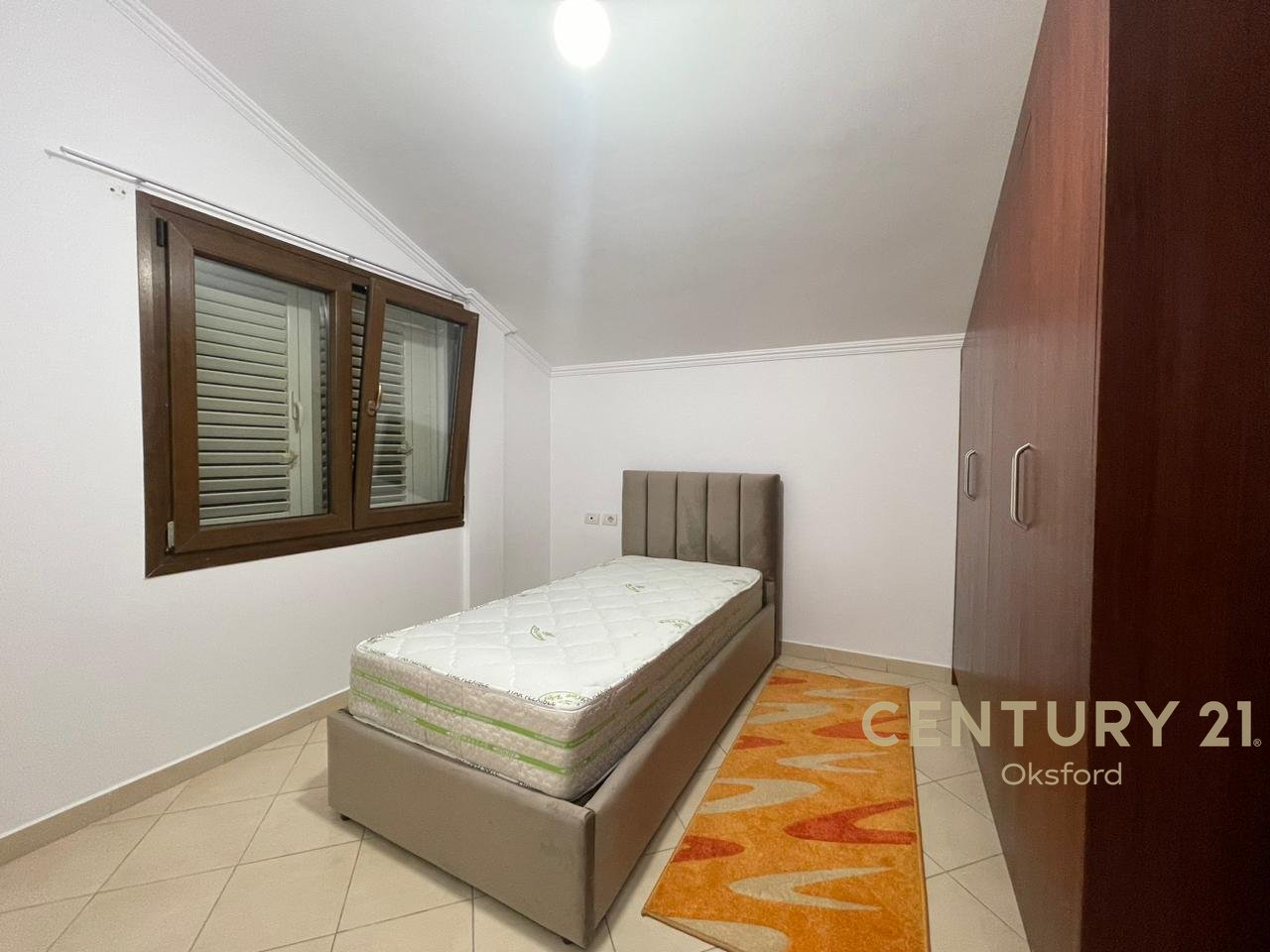 APARTAMENT PËR QIRA 2+1 TE VILAT SELITE