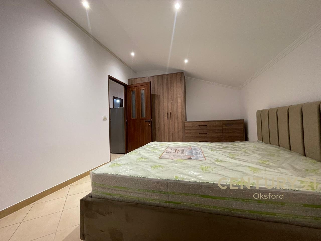 APARTAMENT PËR QIRA 2+1 TE VILAT SELITE