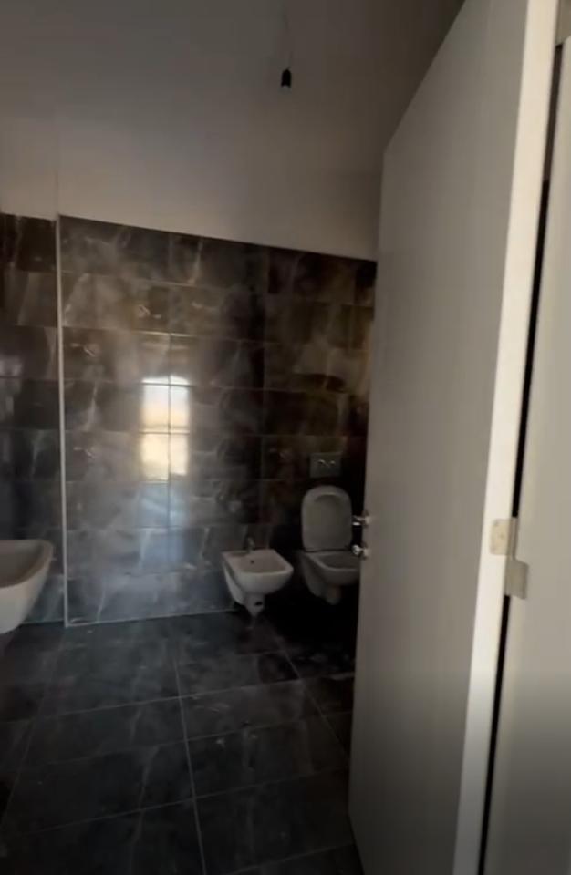 Apartment 2+1+2 For Sale on New Boulevard, Tirana