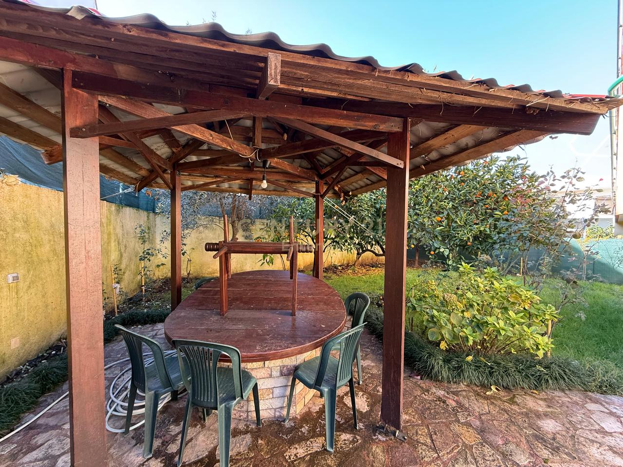 Case in affitto a Kodra e Priftit