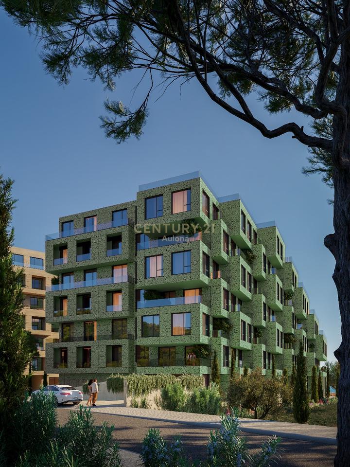 Apartament 1+1 për Shitje në Projekt të Ri me Pamje Anësore në Radhimë