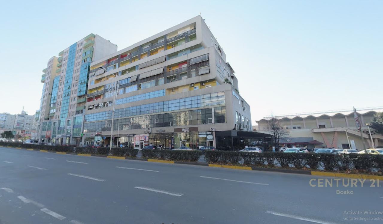 AFFITTASI, SPAZIO UFFICIO, ZOGU I ZI, TIRANA!