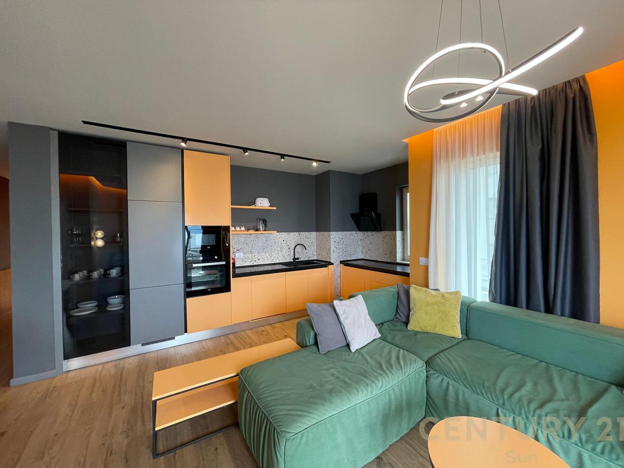 APPARTAMENTO 2+1 IN AFFITTO SUL LUNGOMARE, VLORE!