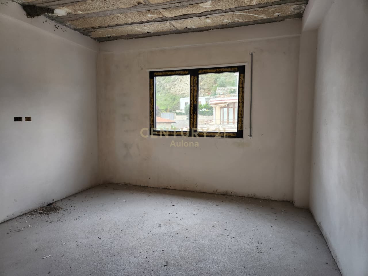 2+1 APARTMENT FOR SALE PRIVATE RESIDENCE