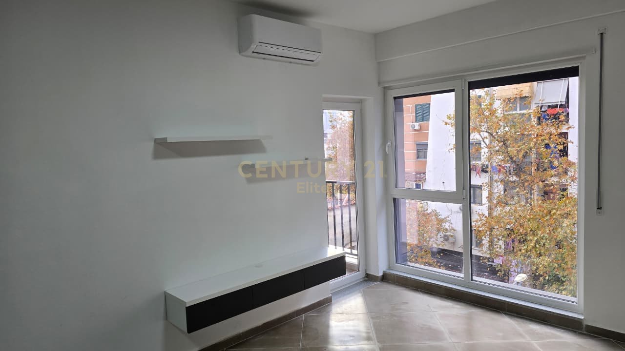 Qira, Apartment 1+1, 5 Maji Street