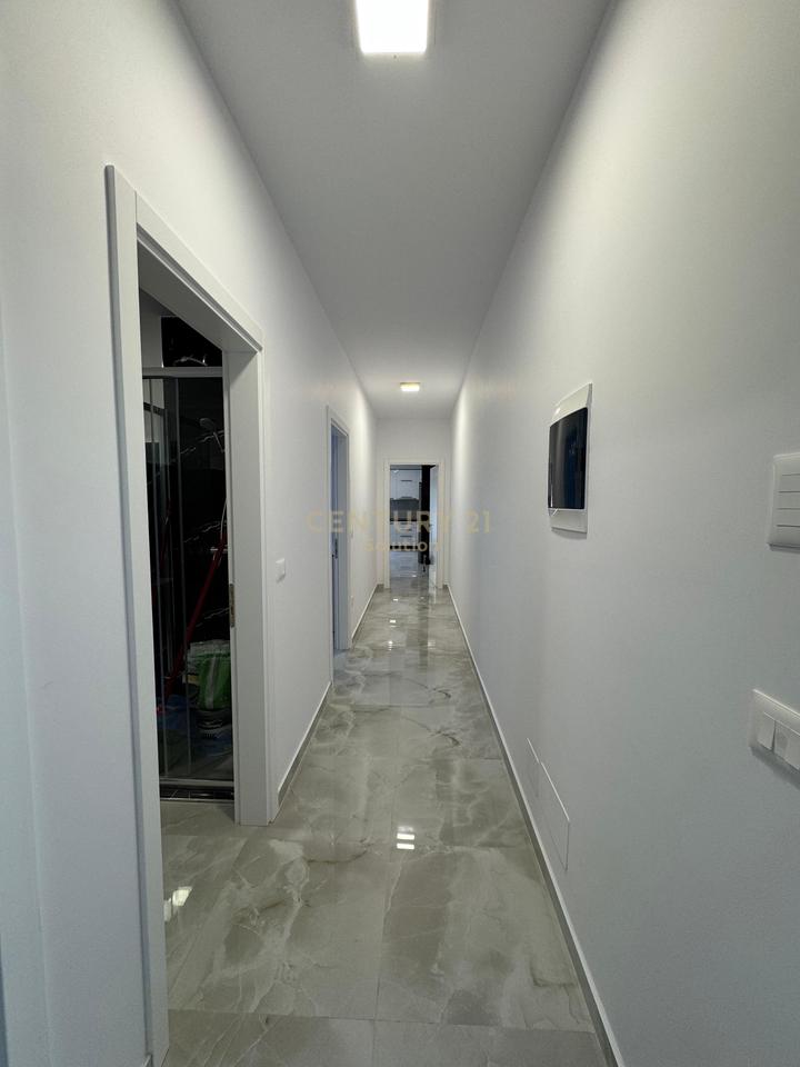 APARTAMENT 2+1 PER QIRA PRANE KOMLEKSIT MATEO!