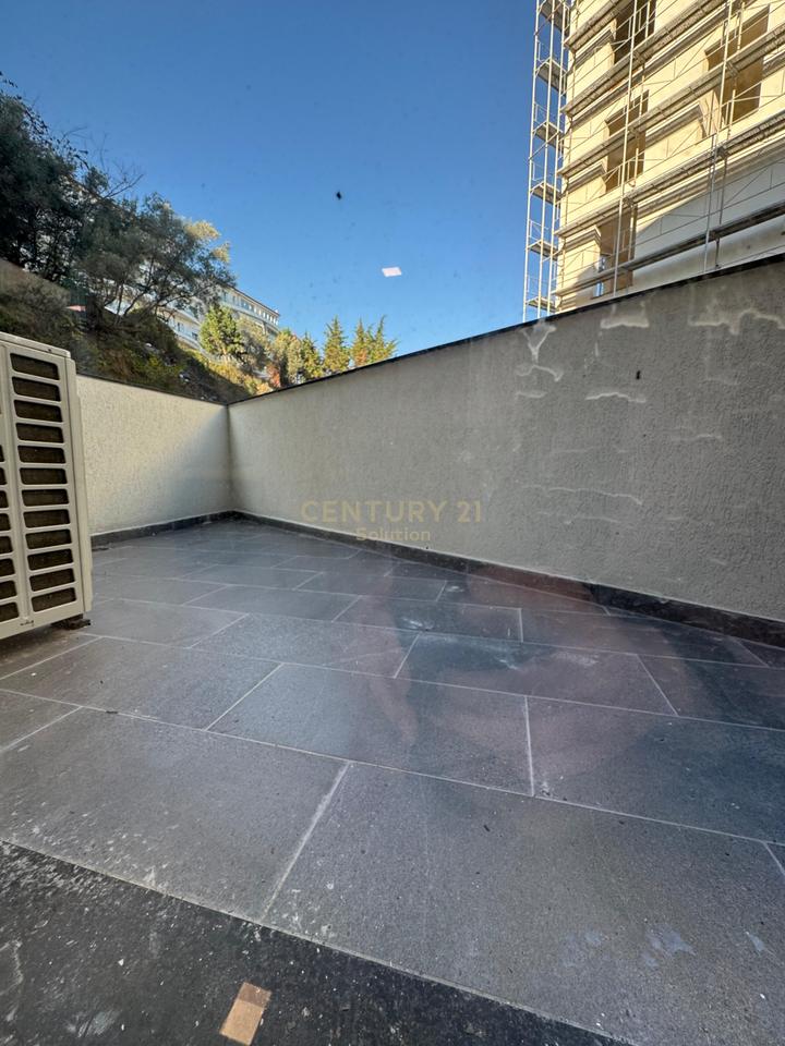 APARTAMENT 2+1 PER QIRA PRANE KOMLEKSIT MATEO!