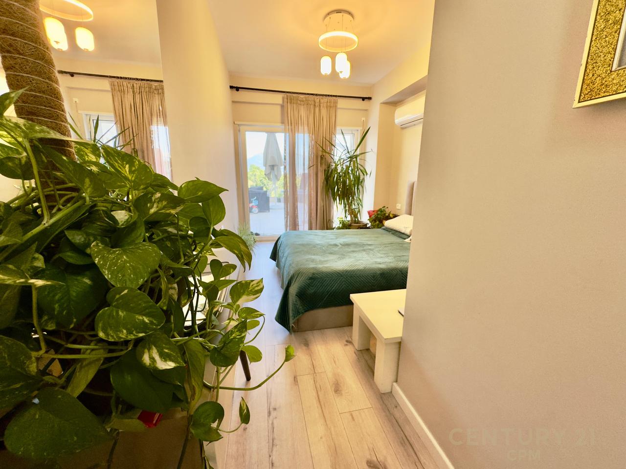 Super Triplex për Shitje – Kodra e Diellit 2