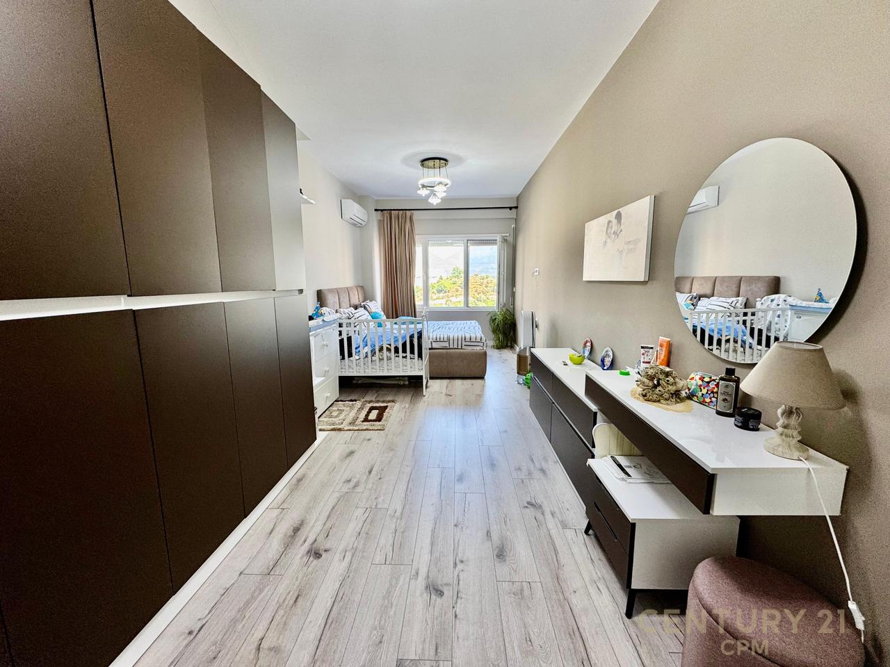 Super Triplex për Shitje – Kodra e Diellit 2