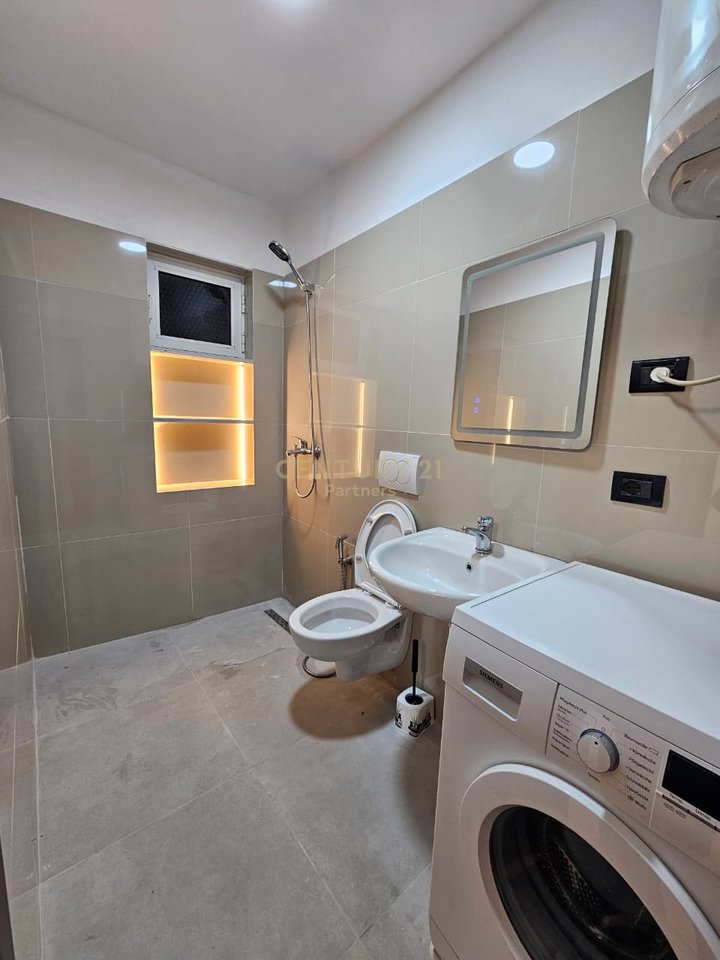 For rent 2+1 apartment near the Old Station, the last stop of New Tirana!