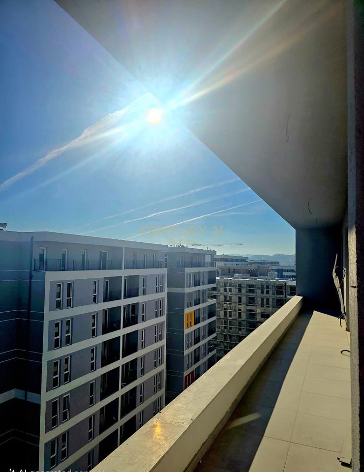 Shitet  Apartament 2+1+2
Kompleksi Univers City, QTU