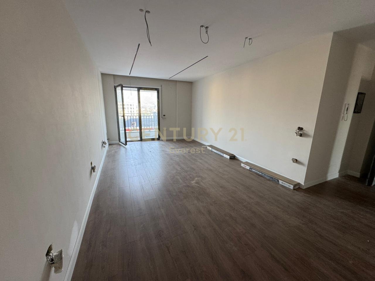 BULEVARDI I RI, SHESIM APARTAMENT 2+1+2