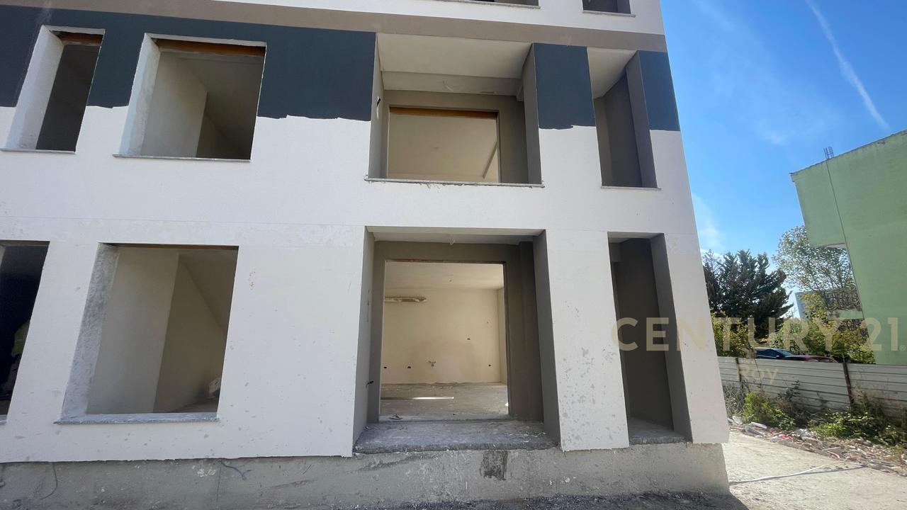 DUPLEX 2+1+2T E POSTO AUTO IN VENDITA! GOLEM, VICINO ALLA STRADA 'VIENA'!