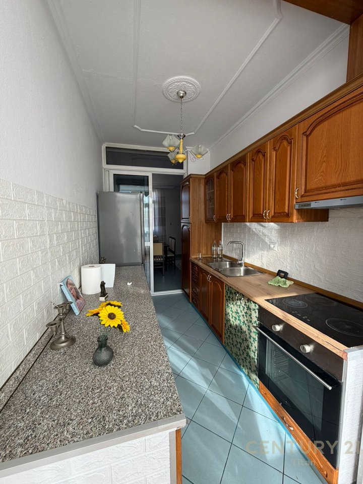 Apartament 3+1+2 me Qira tek Rruga "Mine Peza"!