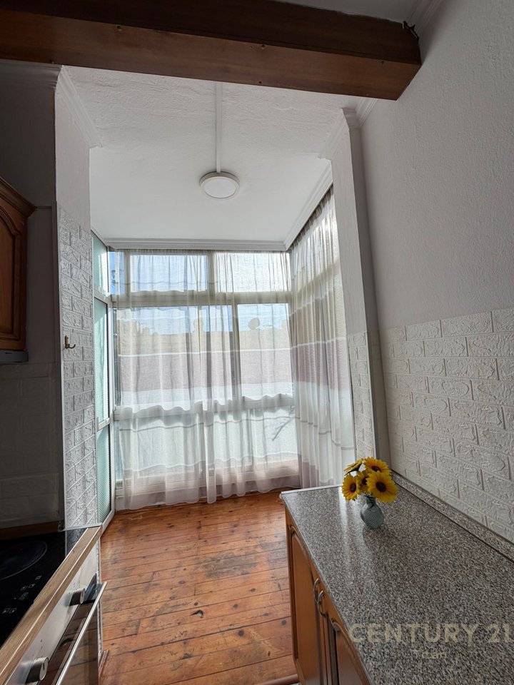 Apartament 3+1+2 me Qira tek Rruga "Mine Peza"!