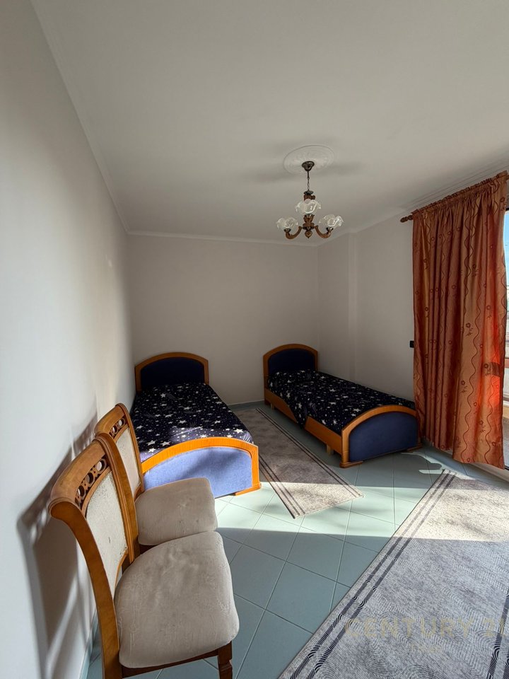 Apartament 3+1+2 me Qira tek Rruga "Mine Peza"!