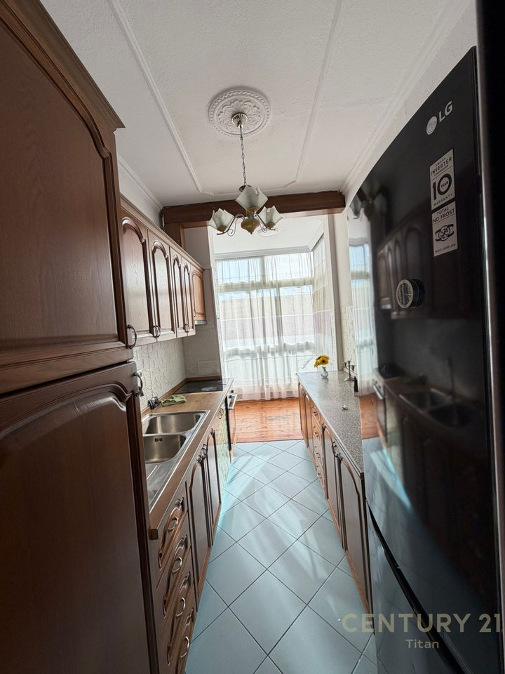 Apartament 3+1+2 me Qira tek Rruga "Mine Peza"!