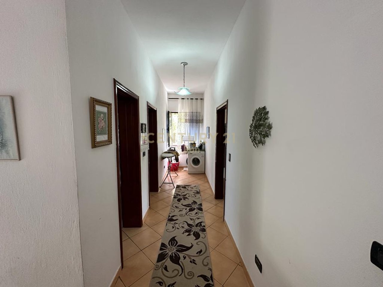 VILE PER SHITJE ME PAMJE DETI NE SHKALLNUR !