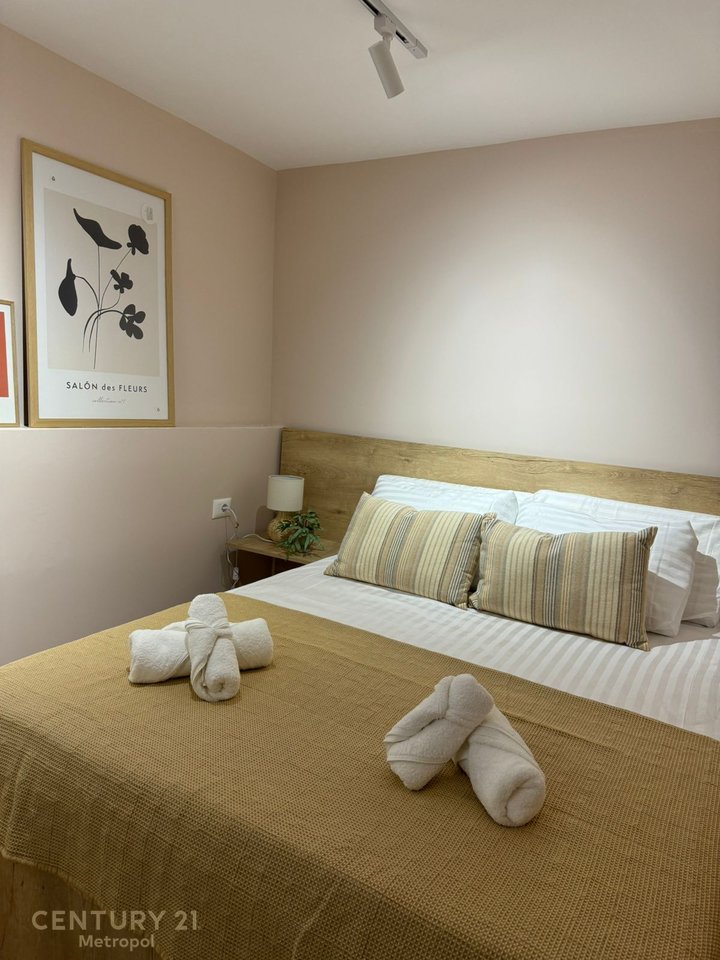 APARTAMENT 2+1 ME VERANDE TE KOMPLEKSI GRAND!