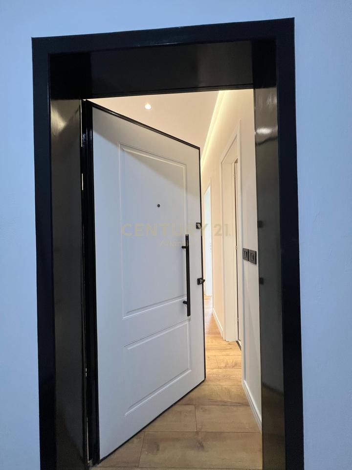 FOR SALE 2+1 CONVERTED APARTMENT + WAREHOUSE IN GOLEM NEAR HOTEL MURRIZI LINE 2 10M FROM THE SEA