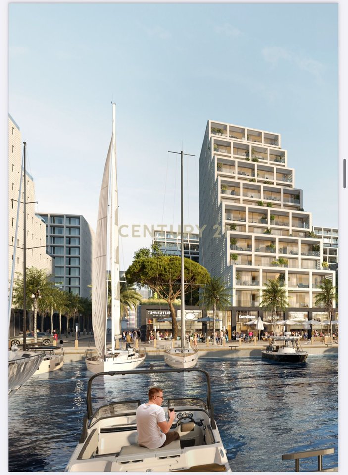 Apartament Ekskluziv 2+1 në Vlorë – Vijë e Parë, në “Vlora Marina”
🔥 Me verandë të madhe dhe pamje të drejtpërdrejtë nga deti