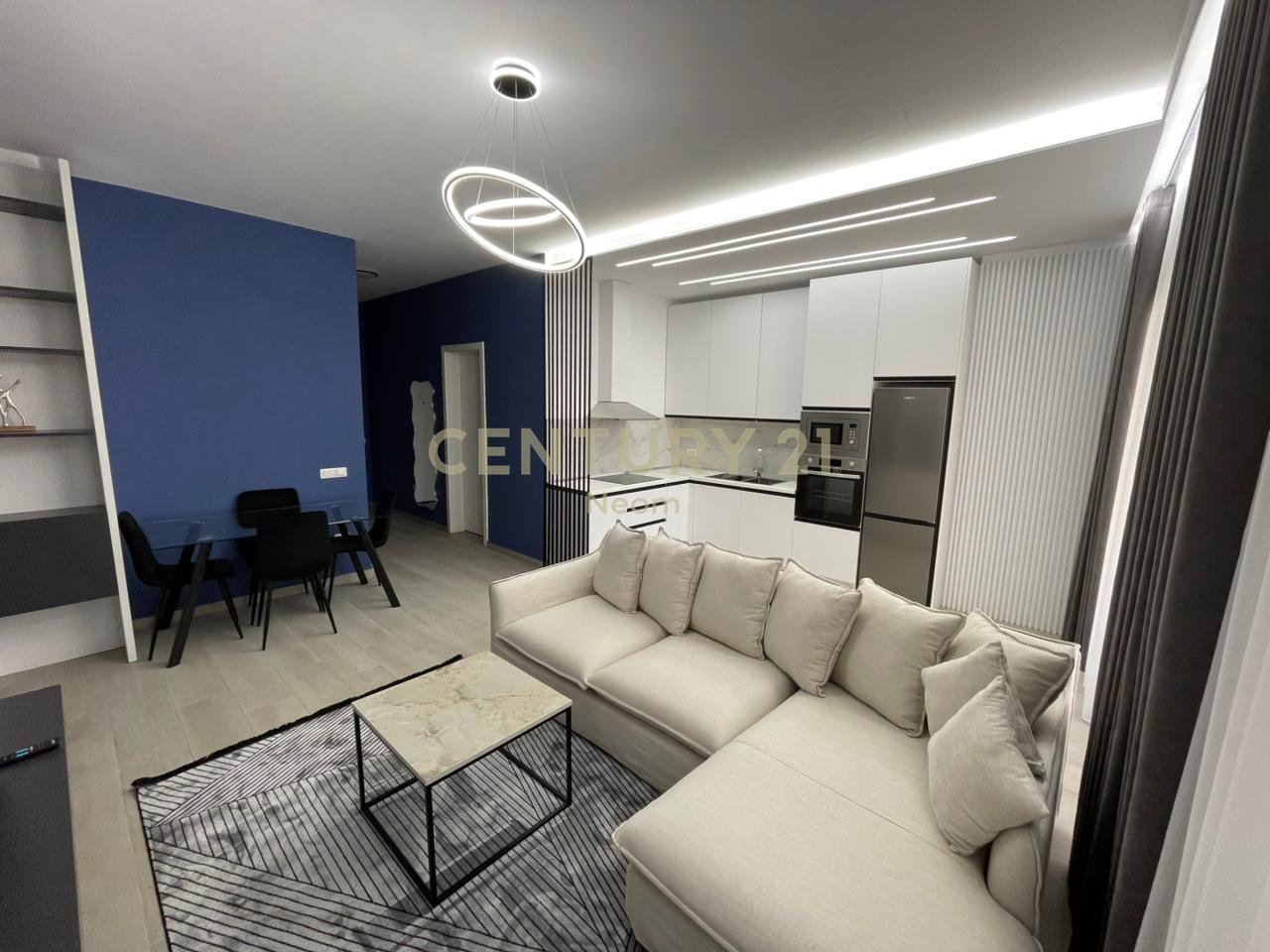 Qira, Apartament modern 2+1 Liqeni i Thate me pamje te lire!