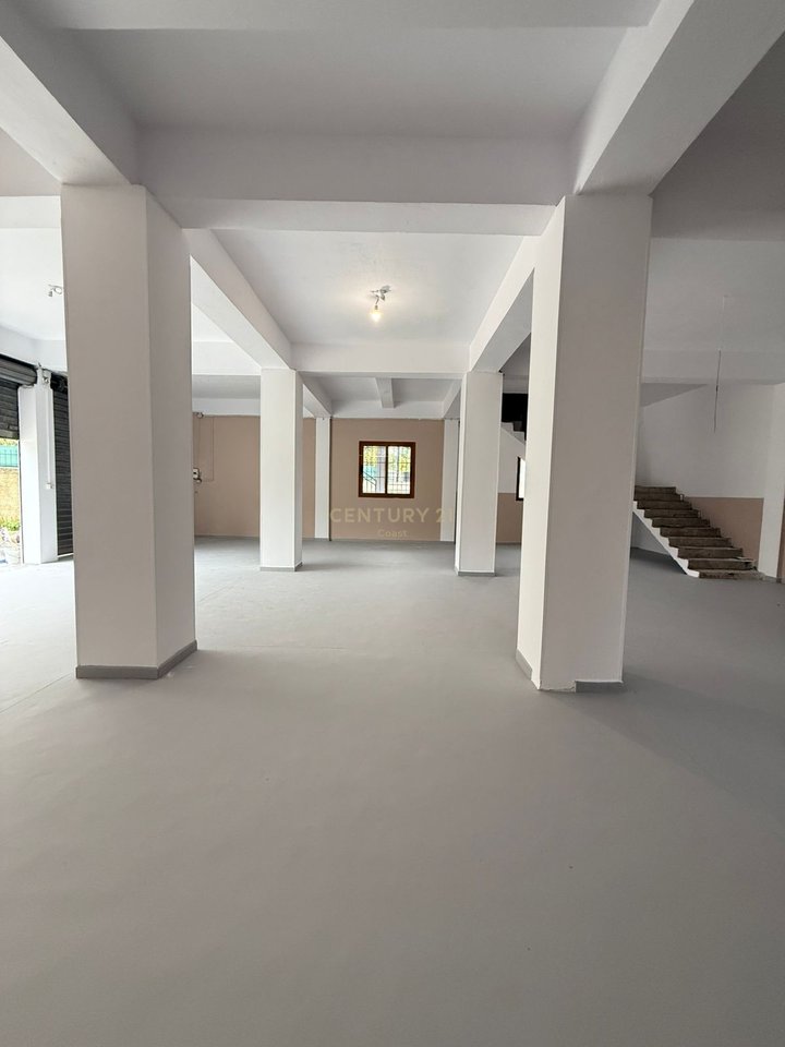 NJESI SHERBIMI ME QIRA ,NE ZONEN E FABRIKES SE "ÇIMENTOS" VLORE!!!