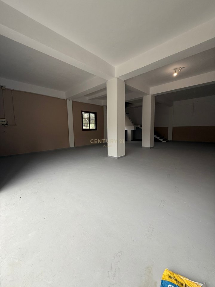 NJESI SHERBIMI ME QIRA ,NE ZONEN E FABRIKES SE "ÇIMENTOS" VLORE!!!