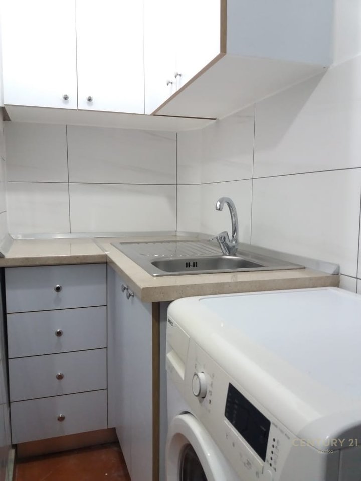 ME QIRA APARTAMENT 2+1 PERBALLE HARRY FULTZ