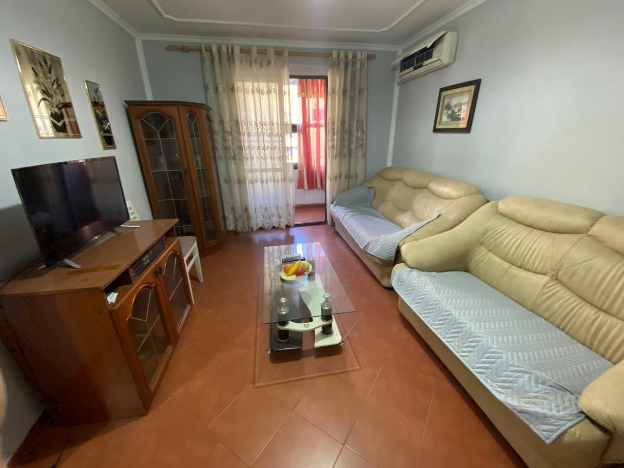 ME QIRA APARTAMENT 2+1 PERBALLE HARRY FULTZ