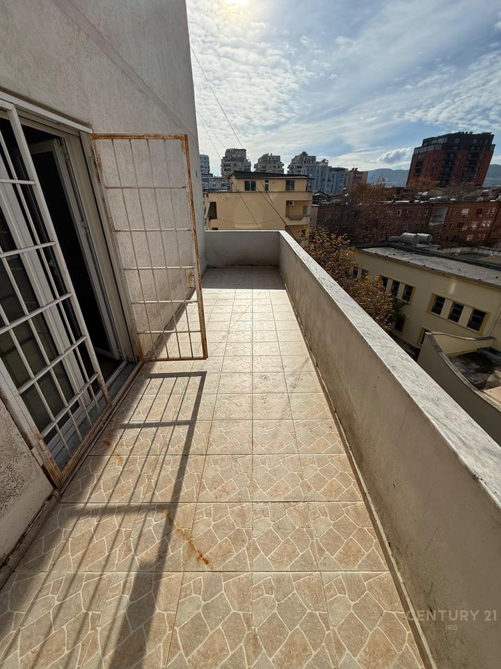 Apartment 1+1 in Myslym Shyr!