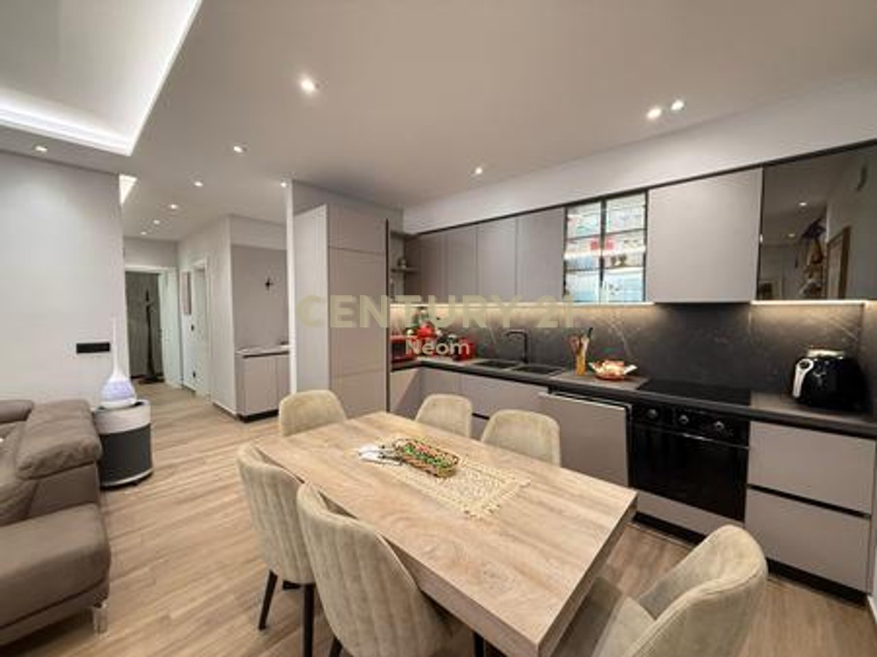 APPARTAMENTO MODERNO IN AFFITTO 2+1+2 POSTI AUTO A SOFIA RESIDENCE - TEG!