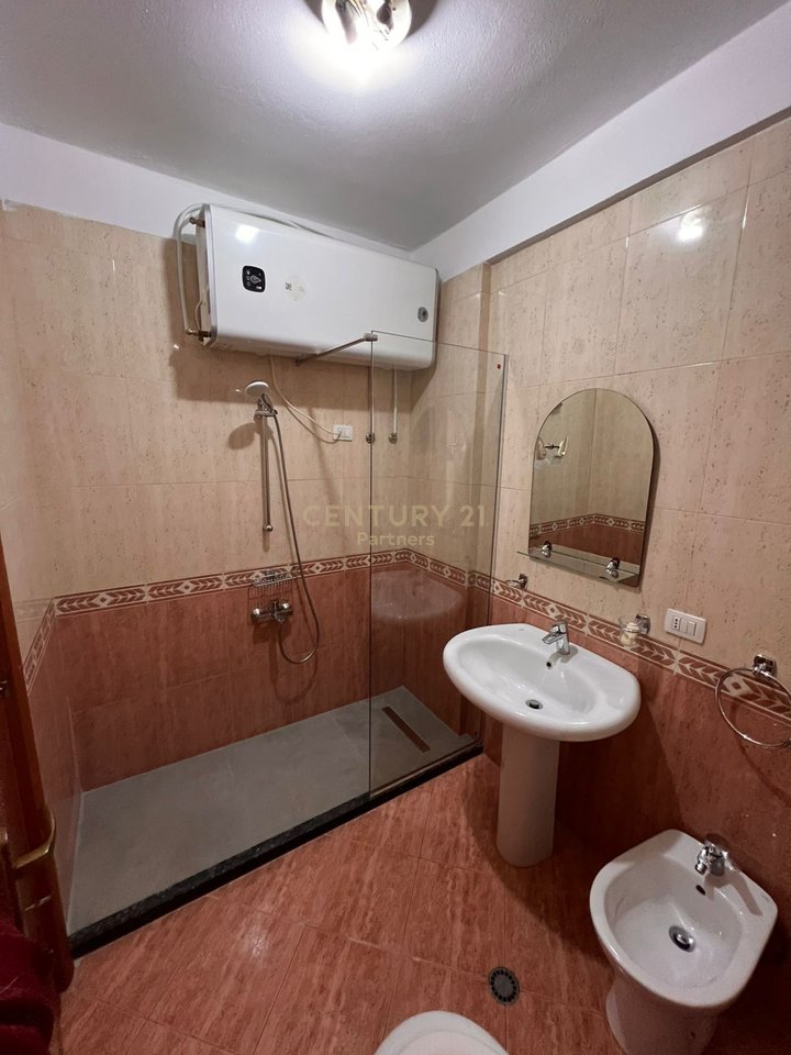 APPARTAMENTO 2+1 IN AFFITTO DI FRONTE A SPAK, STAZIONE DEI TRENI!