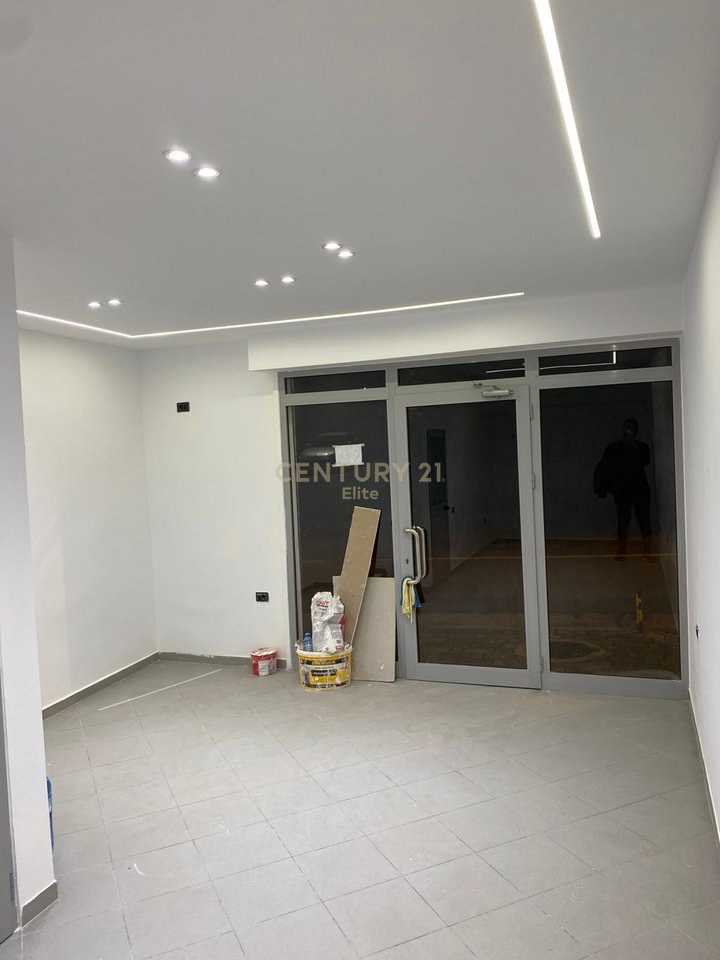 Qira, ambiente per negozio, pantofole