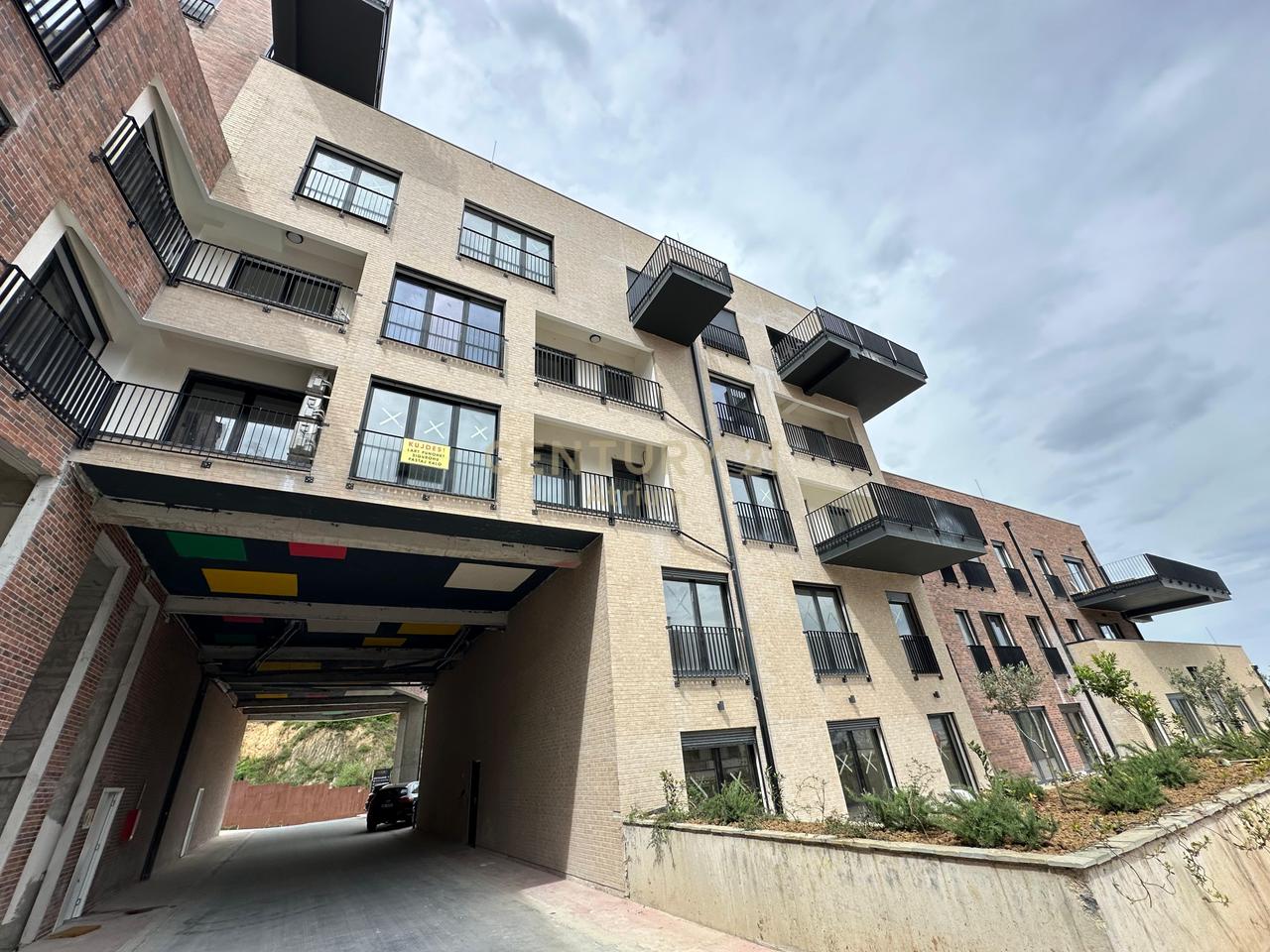 APPARTAMENTO IN VENDITA 3 + 1 + 2 A KODRA E DIELLIT 2!