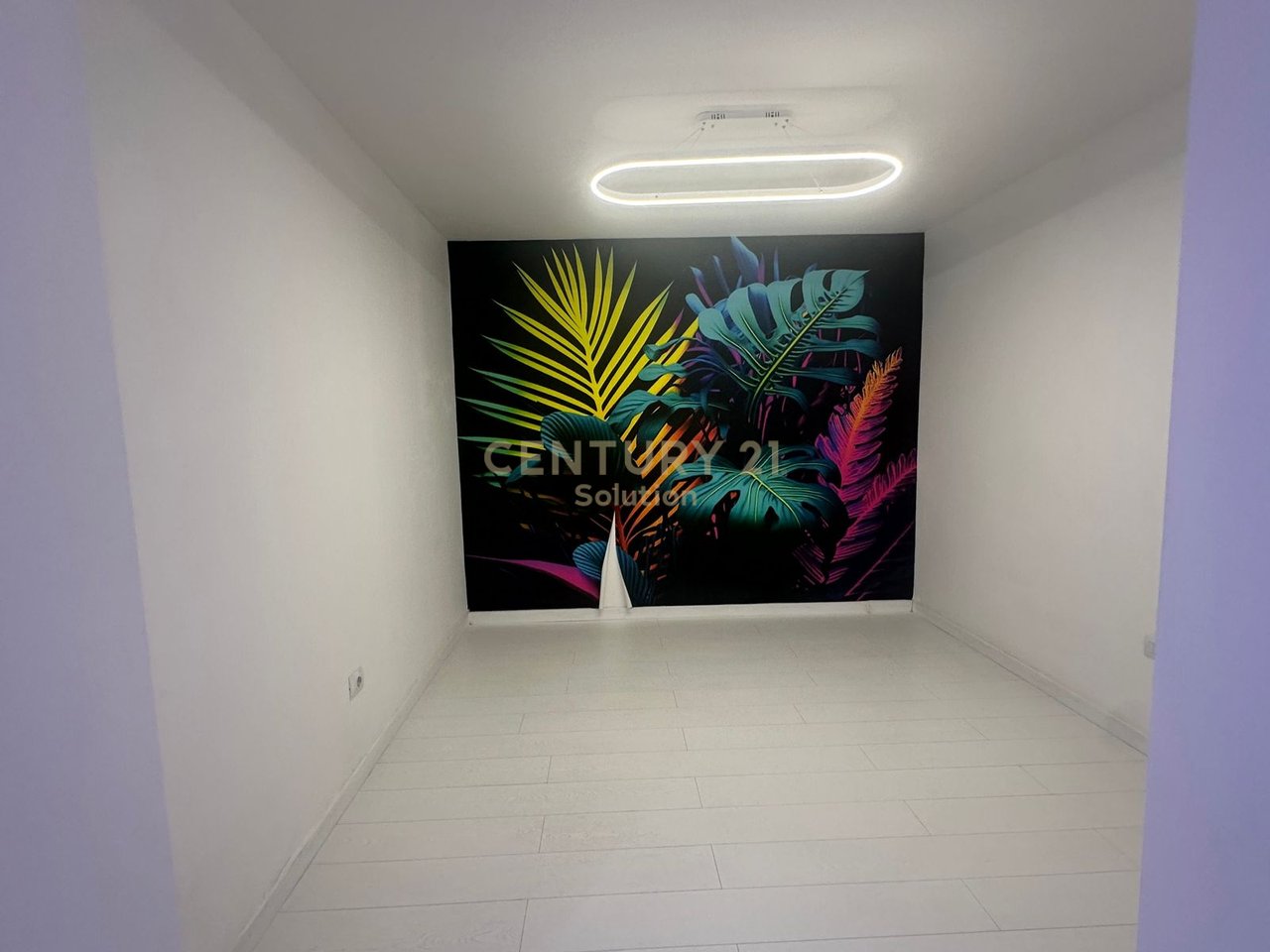 BUSINESS PREMISES FOR RENT AT ZOGU I ZI!