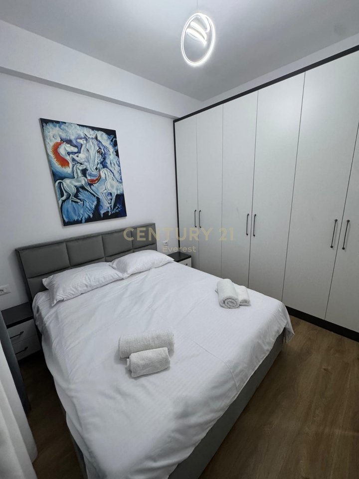 KOMPLEKSI MANGALEM, APARTAMENT 1+1 PER QIRA