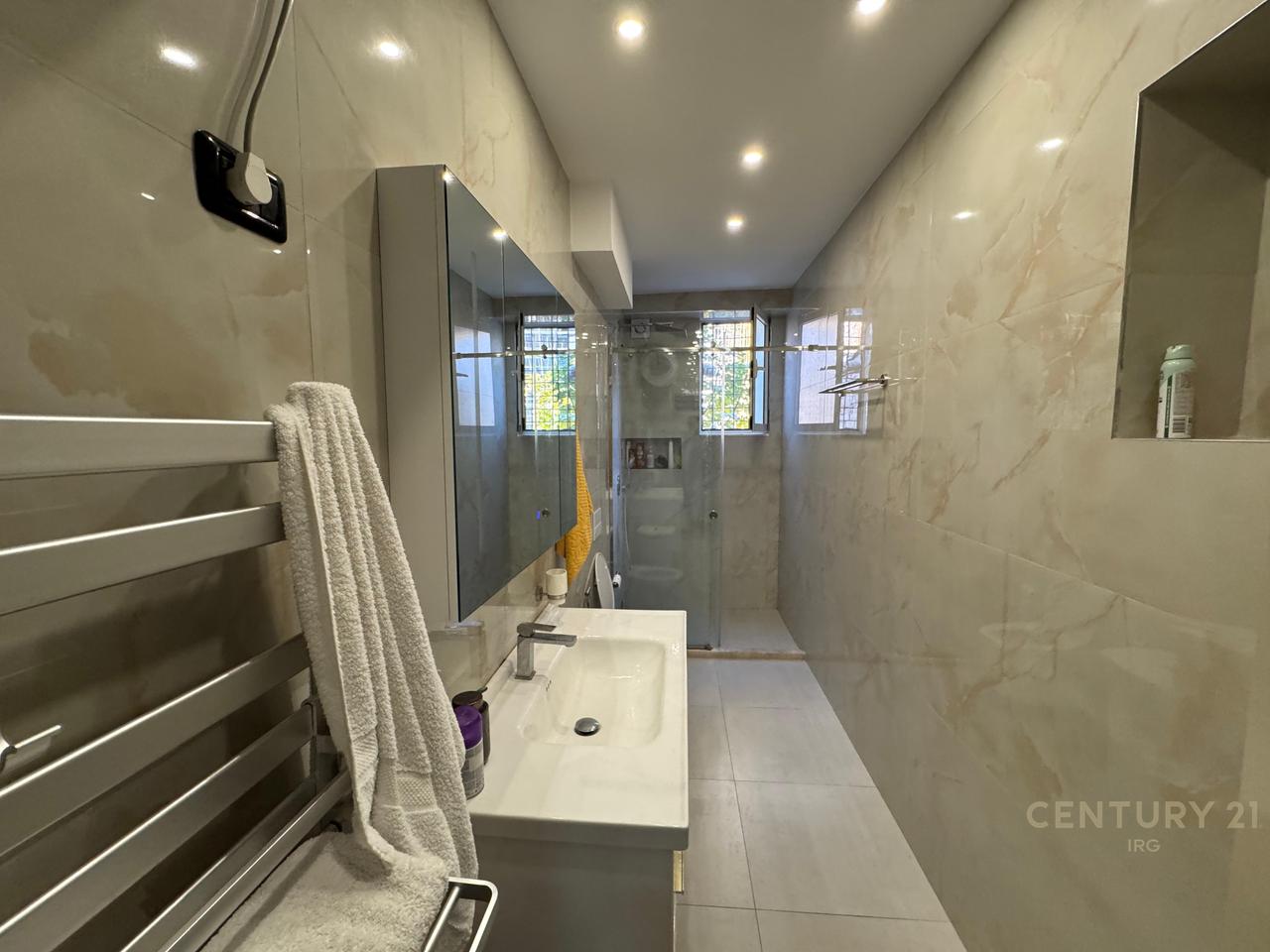 Appartamento 2+1 in affitto nel centro di Tirana