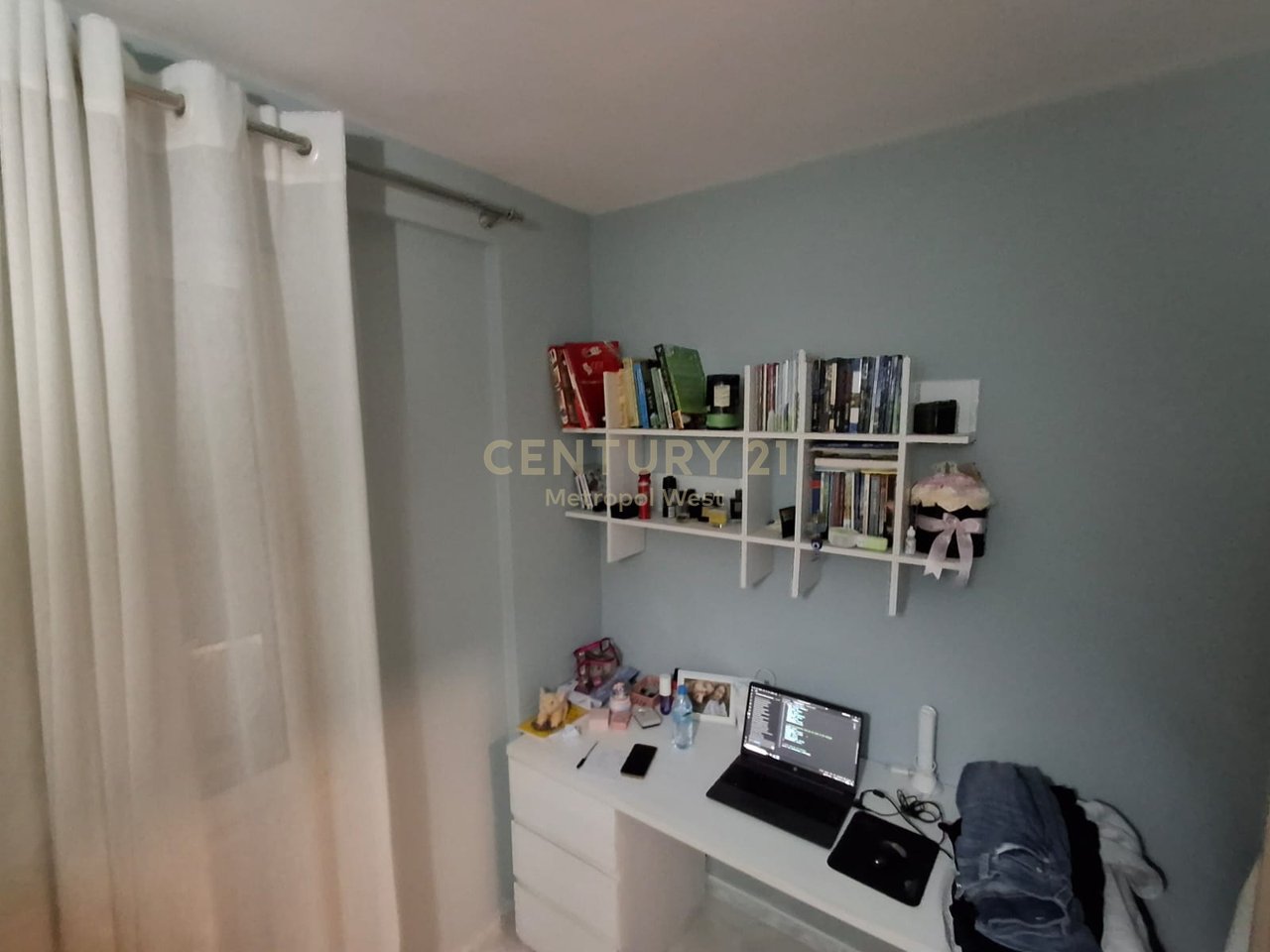 Appartamento 2+1+2 bagni, con posto auto in vendita - Fresku Tirana!