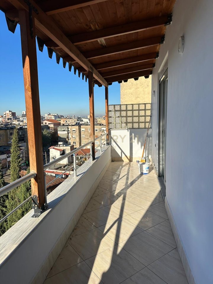 XHAMLLIKU, APARTAMENT 2+1 PER QIRA