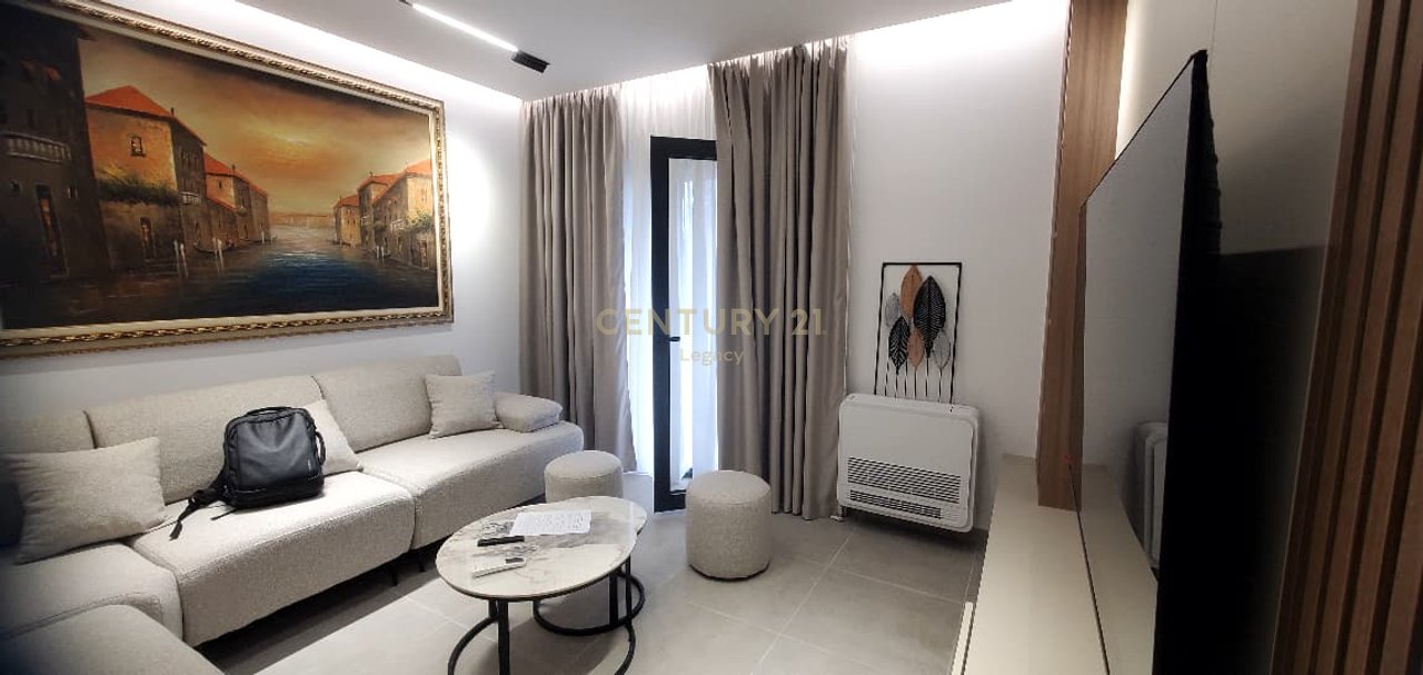 Jepet me qira 1+1 tek Rezidenca Oazis