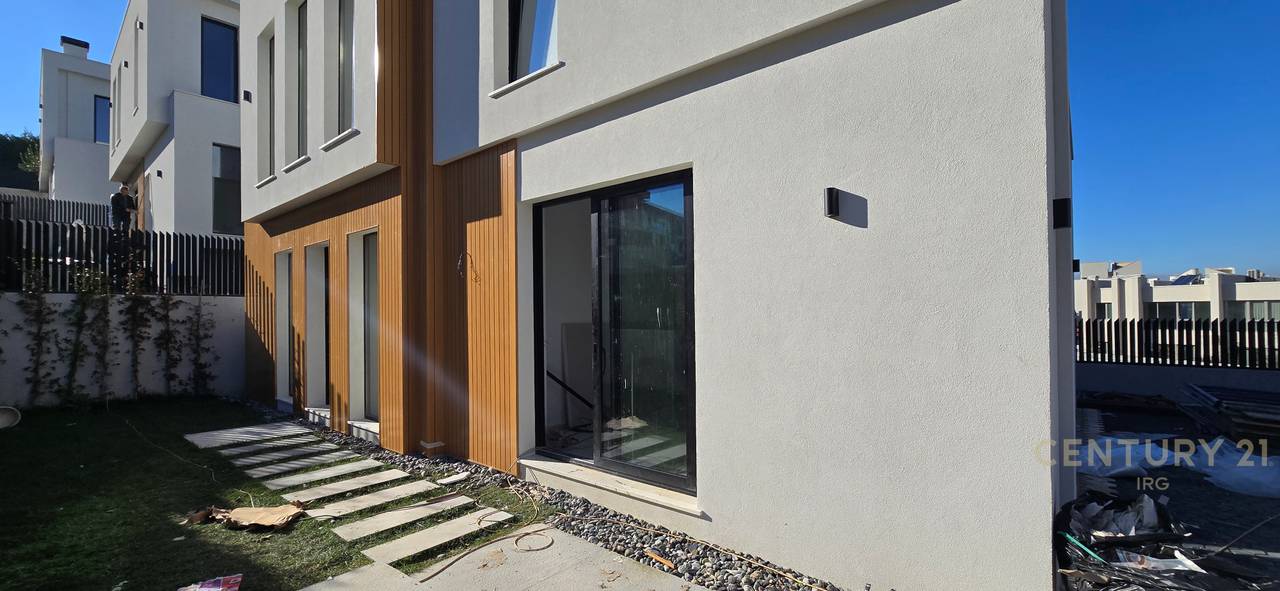 VILE TE LEMON'S RESIDENCE - LIQENI I THATE!