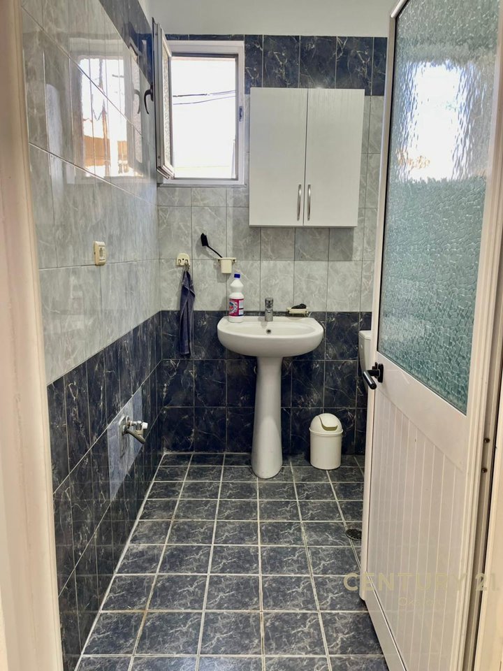 1+1 APARTMENT AT THE 1st FLOOR OF THE 3-STORY VILLA FOR SALE!!